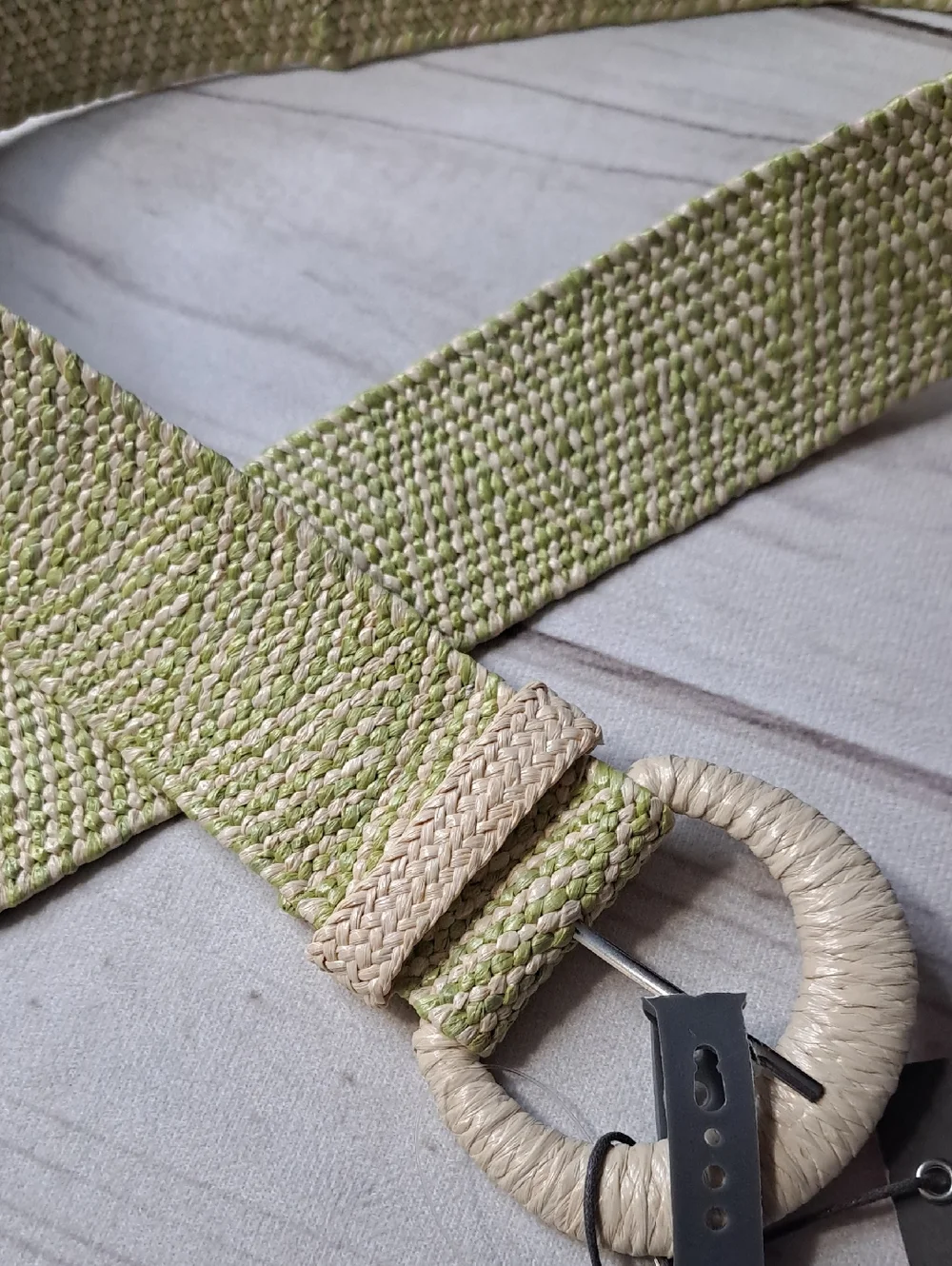 Vince Camuto Woven Green And Cream  Stretchy Belt Size Small